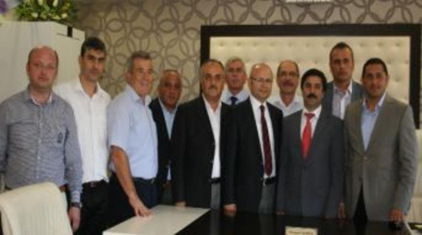 Ak Parti Milletvekili Candan&rsquo;dan, Milli Eğitim M&uuml;d&uuml;r&uuml; &Ouml;zbek&rsquo;e Ziyaret