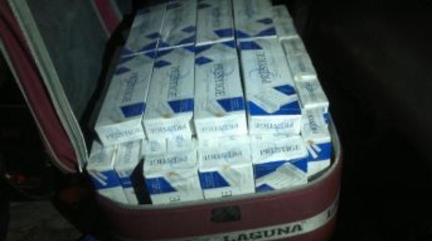 Otomobilden 4 Bin 200 Paket Ka&ccedil;ak Sigara &Ccedil;ıktı