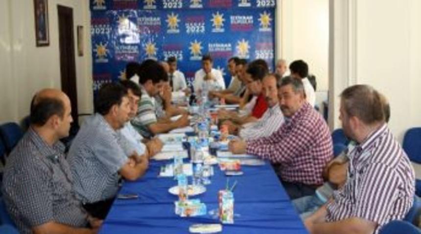 Ak Parti Balıkesir İl&ccedil;e Başkanları Toplantısı Yapıldı