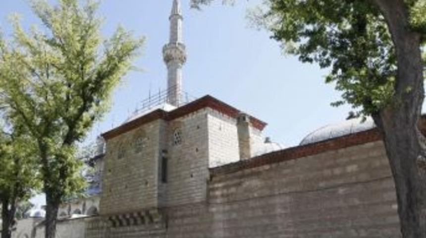 Şumnu'daki Tarihi Caminin Sırrı