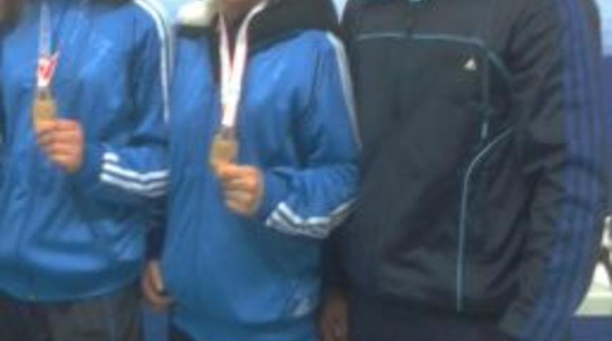 Ne&uuml; Gen&ccedil;lik Ve Spor Kul&uuml;b&uuml; Boksorlerine Milli Davet