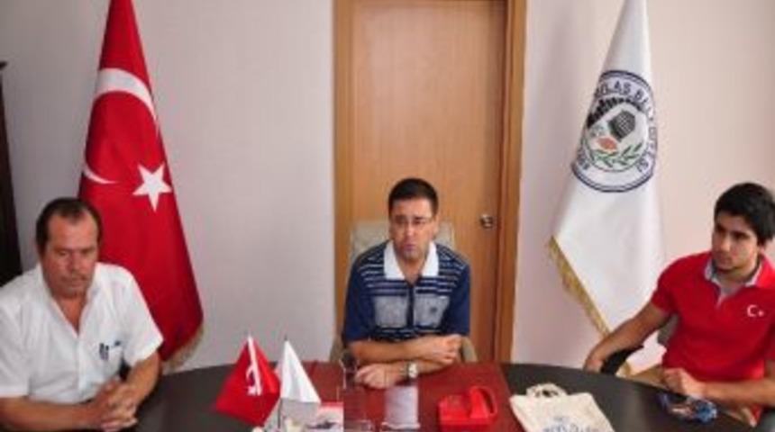 Milaslı D&uuml;nya Şampiyonuna &Ouml;d&uuml;l