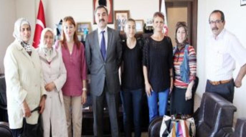 Ahlatlı Bayanlar Plaj İstiyor