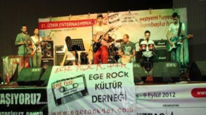 İzmir Fuarı'nda Rock R&uuml;zgarı Esiyor