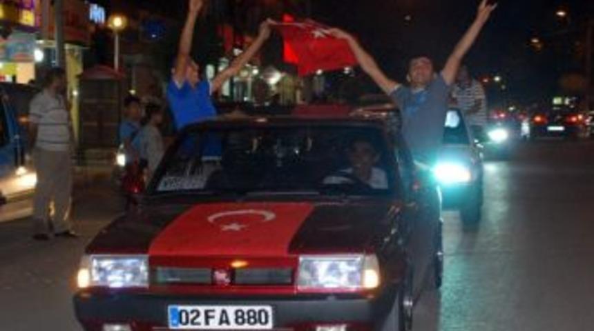 Adıyaman'da Ter&ouml;re Konvoylu Tepki