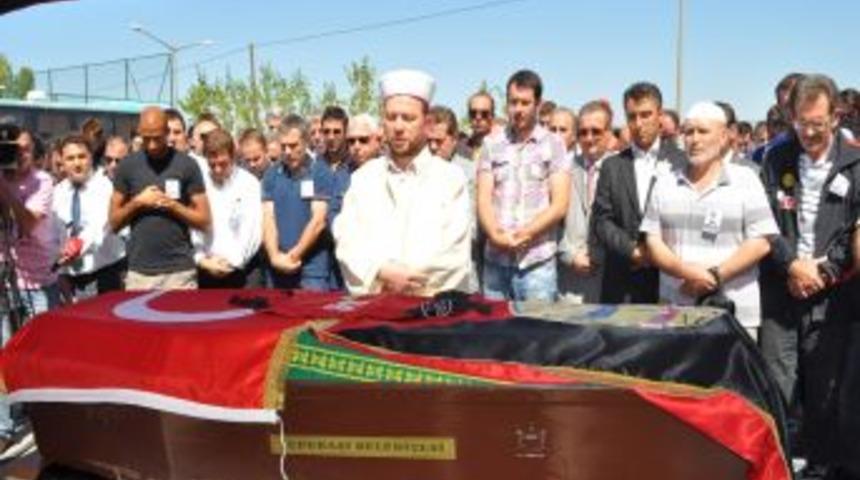 Ediz Bahtiyaroğlu'nun Cenazesi Bursa'ya G&ouml;nderildi