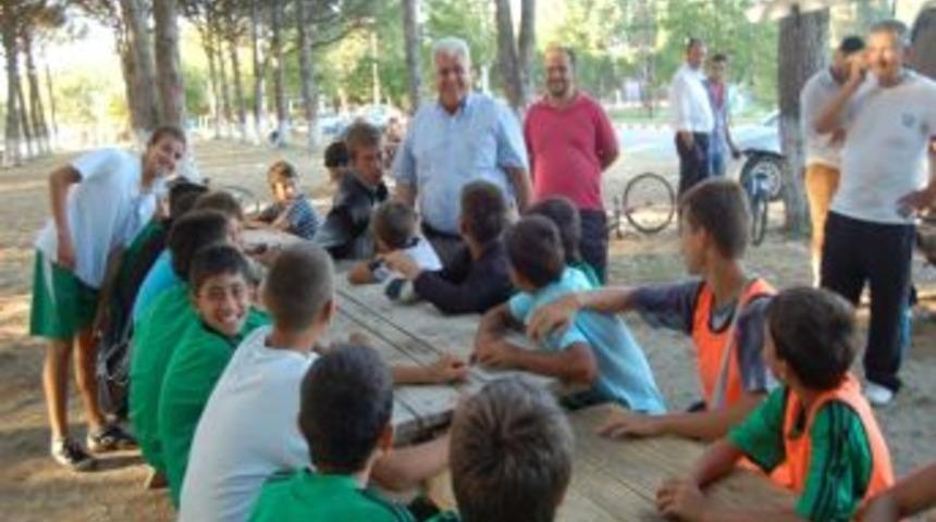 Antrenman Yorgunluğunu Piknikte Attılar