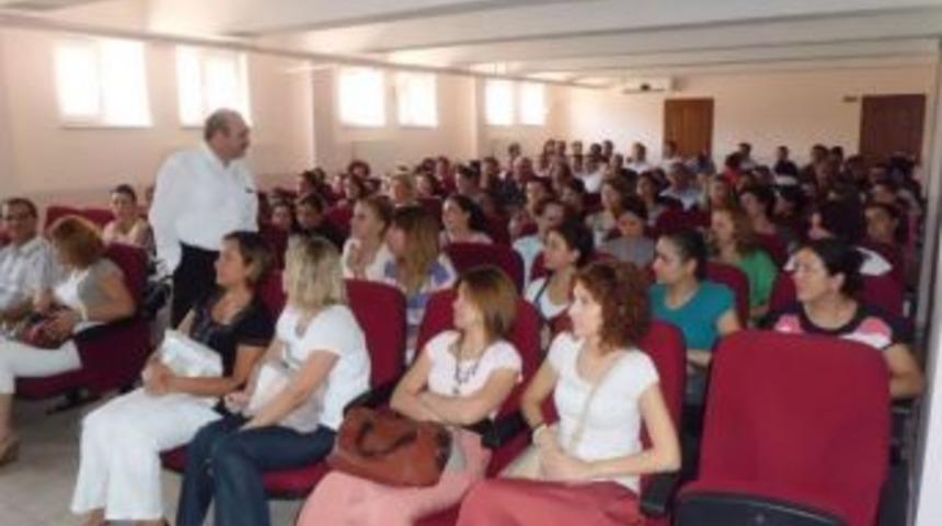 Burhaniye&rsquo;de &Ouml;ğretmenlere Eğitime Hazırlık Semineri