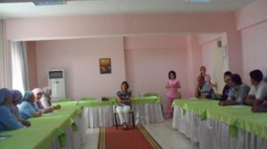 Yaşlılar İle İletişim Konferansı