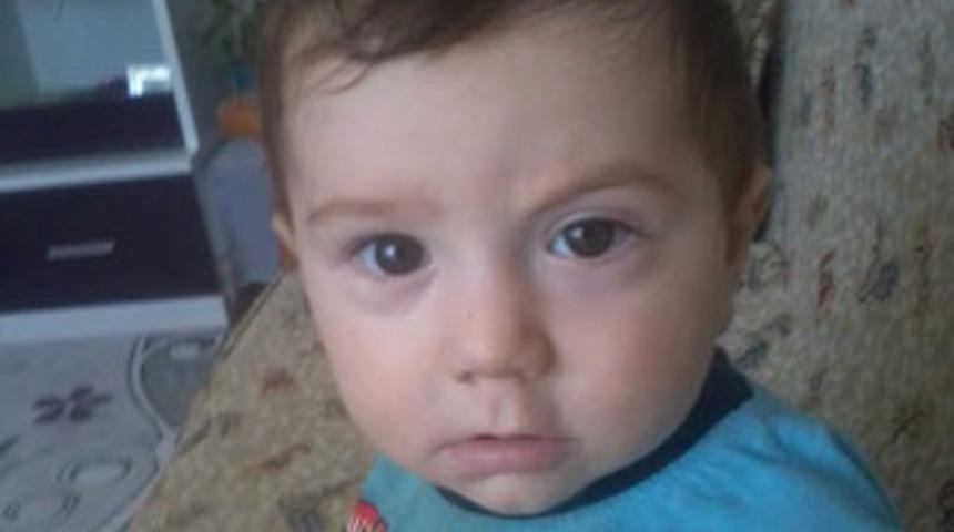 9 aylık bebeğe verilen şurup &ouml;ld&uuml;rd&uuml; iddiası