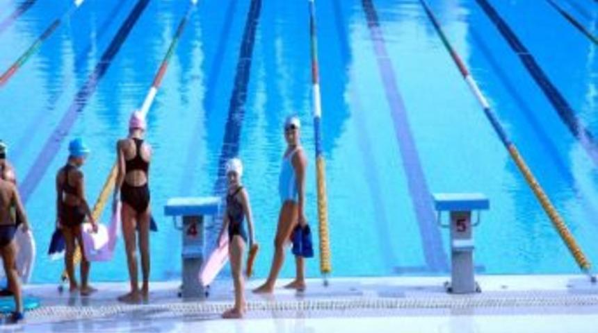 Geleceğin Şampiyonları Kapalı Y&uuml;zme Havuzu İstiyor