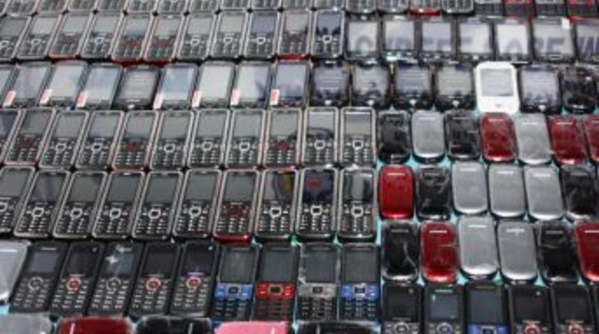 Mardin&rsquo;de Bin 280 Adet Ka&ccedil;ak Cep Telefonu Yakalandı