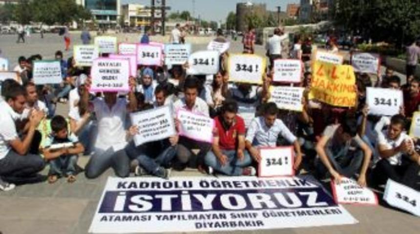 Atanamayan &Ouml;ğretmenler A&ccedil;ıklama Yaptı