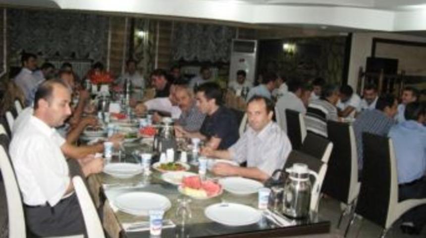 Tayini &Ccedil;ıkan Personel İ&ccedil;in Veda Yemeği