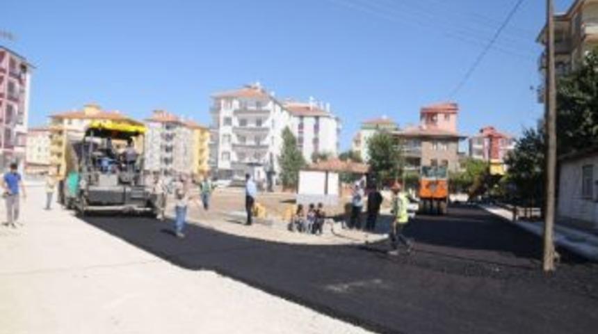 &Ccedil;orum&rsquo;da Asfalt &Ccedil;alışmaları Hız Kesmiyor