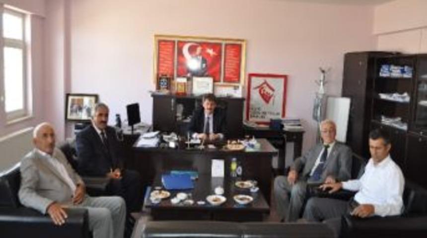 Gazilerden Aile Ve Sosyal Politikalar M&uuml;d&uuml;r&uuml;&rsquo;ne Ziyaret