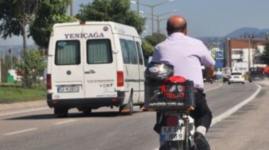 Motosiklet S&uuml;r&uuml;c&uuml;s&uuml; Canını Hi&ccedil;e Saydı