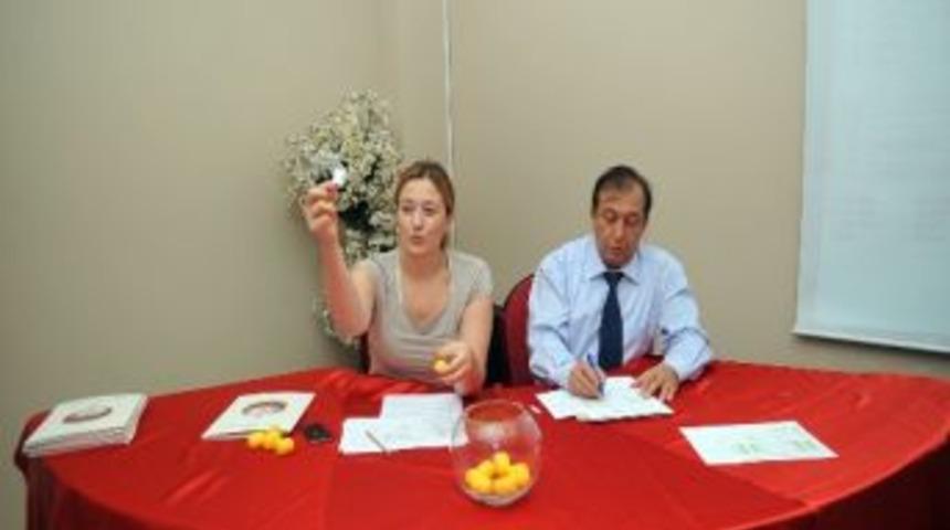 Erkek Ve Bayan Voleybolda 2. Lig Kuraları &Ccedil;ekildi