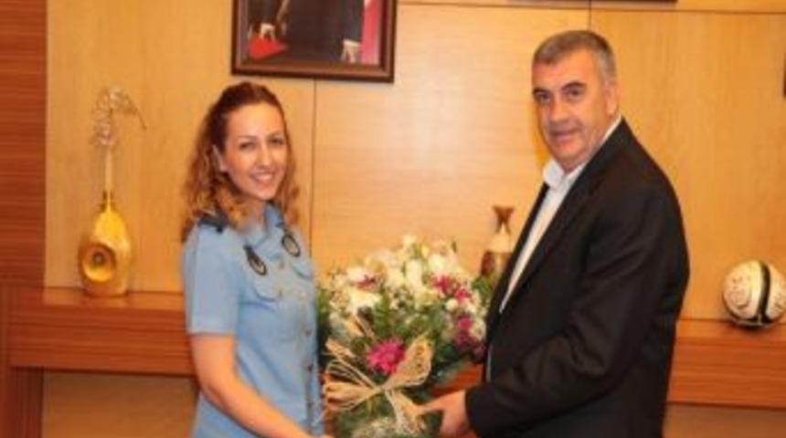 Zabıtalar Başkan To&ccedil;oğlu&rsquo;nu Ziyaret Etti