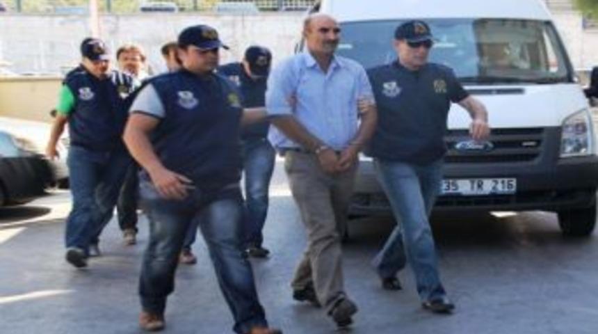 Bombayı Ahırda Saklamışlar