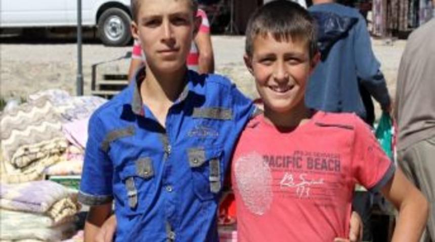 Onların Ekmeği &ldquo;pazar&rdquo; Da