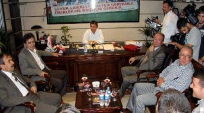 Chp&rsquo;li Başkanlar Samsunspor&rsquo;u Ziyaret Etti