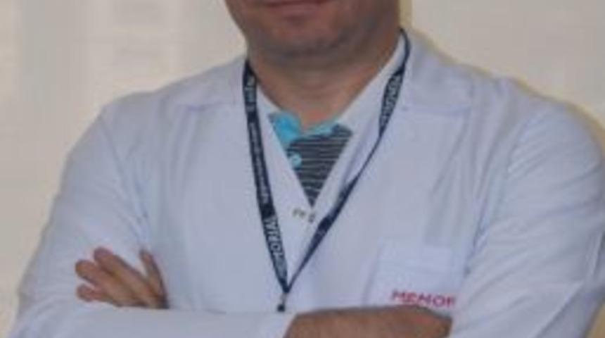 Dr. Ayhan &Ccedil;eri, &Ccedil;ocukların Sağlıklı Bir Okul D&ouml;nemi Ge&ccedil;irmeleri İ&ccedil;in Bilgi Verdi