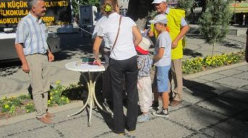Eğitim Sen L&uuml;leburgaz Şube Başkanı Cahit Aras," 72 Aydan K&uuml;&ccedil;&uuml;k &Ccedil;ocukların İlkokula Değil Anaokuluna G&ouml;nderin"