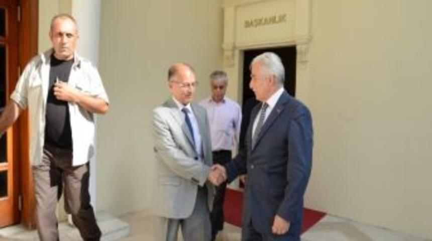 Emniyet M&uuml;d&uuml;r&uuml; Avcı&rsquo;dan Aldırmaz&rsquo;a Veda Ziyareti