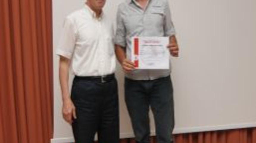 Arnavut &Ouml;ğrenciler Sertifikalarını Aldı