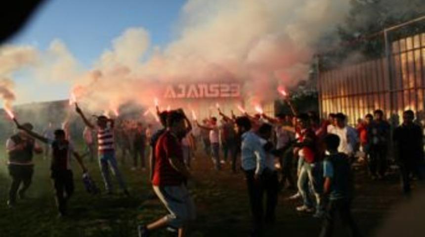 Narkoz'dan Takıma Moral Ziyareti