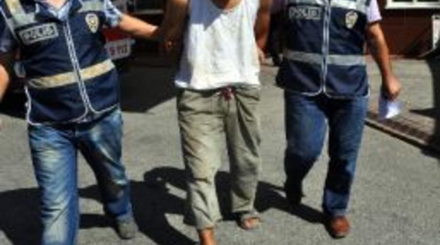 Bir &Ccedil;ocuğun Telefonunu &Ccedil;alan Zanlı Yakalandı