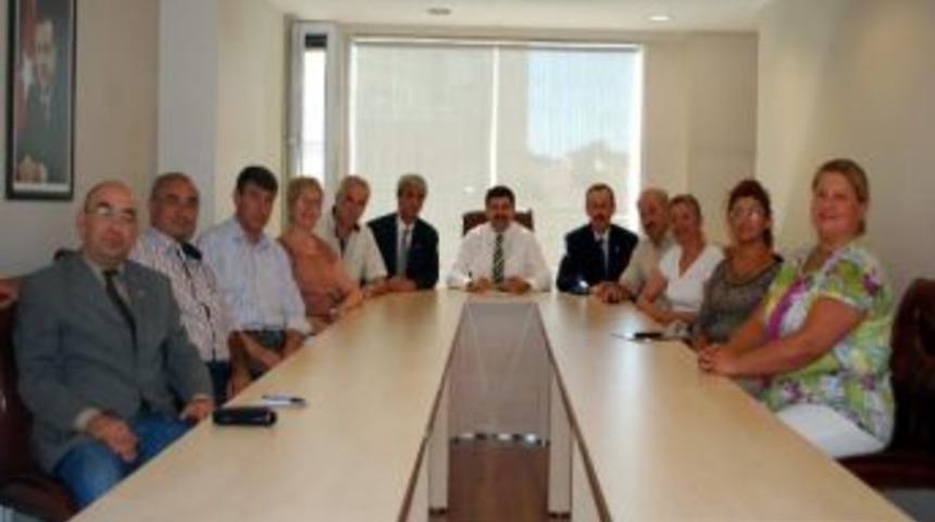 Muhtarlardan Ak Parti'ye Ziyaret