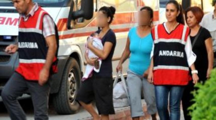 Evli Sevgilisinden Olan Bebeğiyle Jandarmaya Sığındı