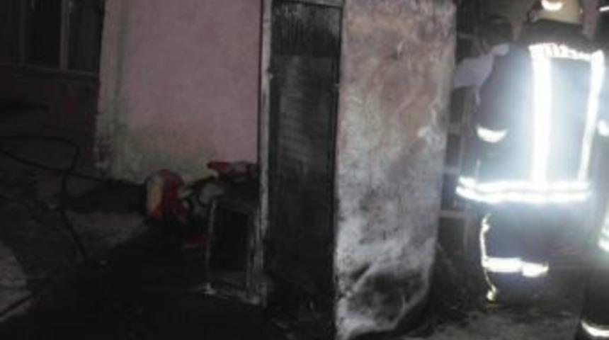 Ahşap Ev Yangını Korkuttu