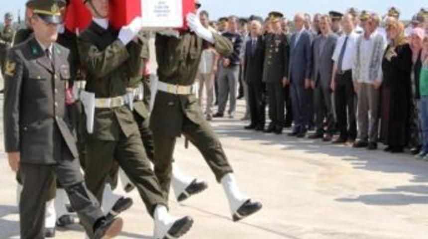 Şehit Onbaşı Sancı&rsquo;nın Naaşı Samsun'a Getirildi