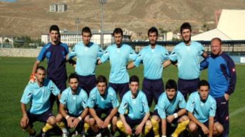 İl &Ouml;zel İdarespor &lsquo;3. Lig&rsquo; Parolasıyla Yeni Sezona Hazırlanıyor