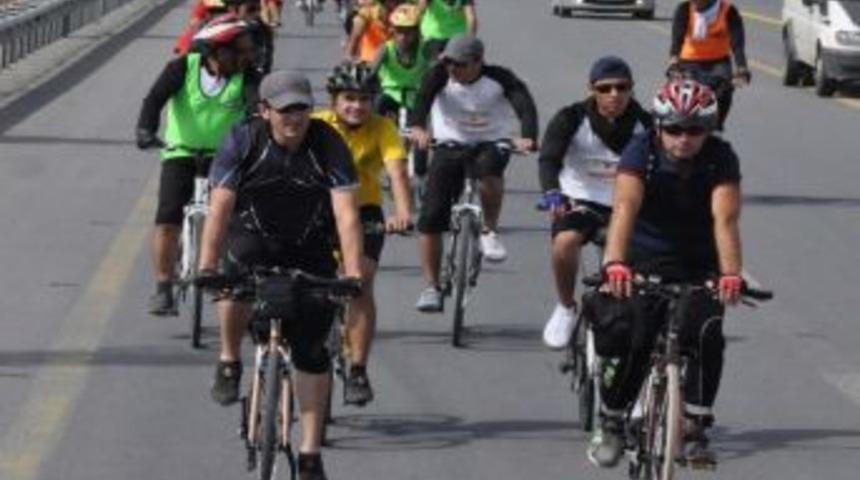 'pedal Pedal Vang&ouml;l&uuml;&rsquo; Bisiklet Turu Bitlis&rsquo;ten Start Aldı