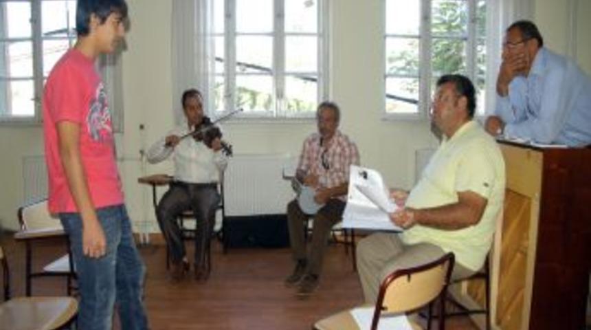 Mamak Belediye Konservatuarı &lsquo;yetenek Avı'na &Ccedil;ıkıyor