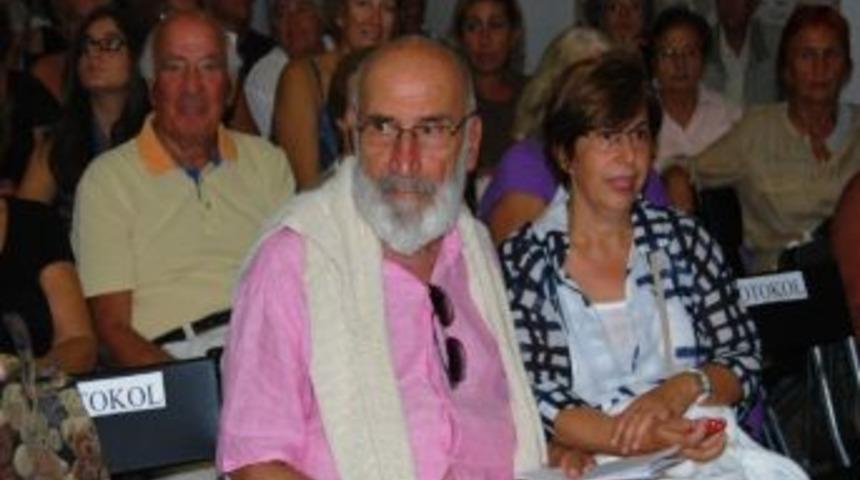İdil Biret Konserinde Aima&rsquo;ya Eczacıbaşı Jesti