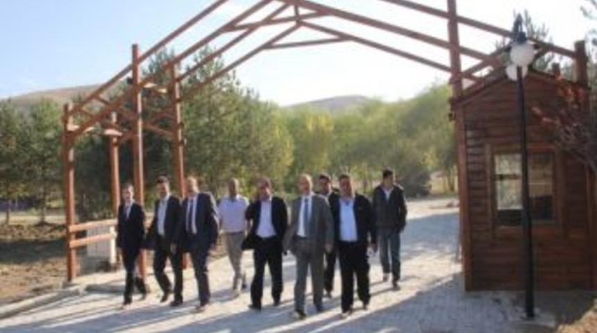 Şair Zihni Kent Ormanı G&uuml;n Sayıyor
