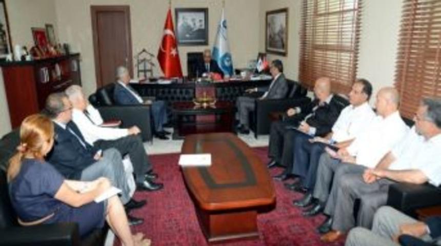 Aldırmaz&rsquo;a Forum Daveti