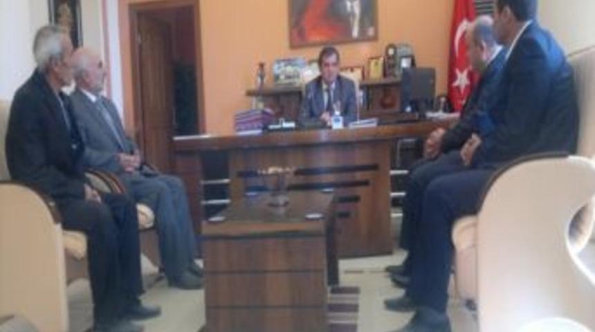 Yerk&ouml;y Kaymakamından Yardımseverlere Teşekk&uuml;r Plaketi