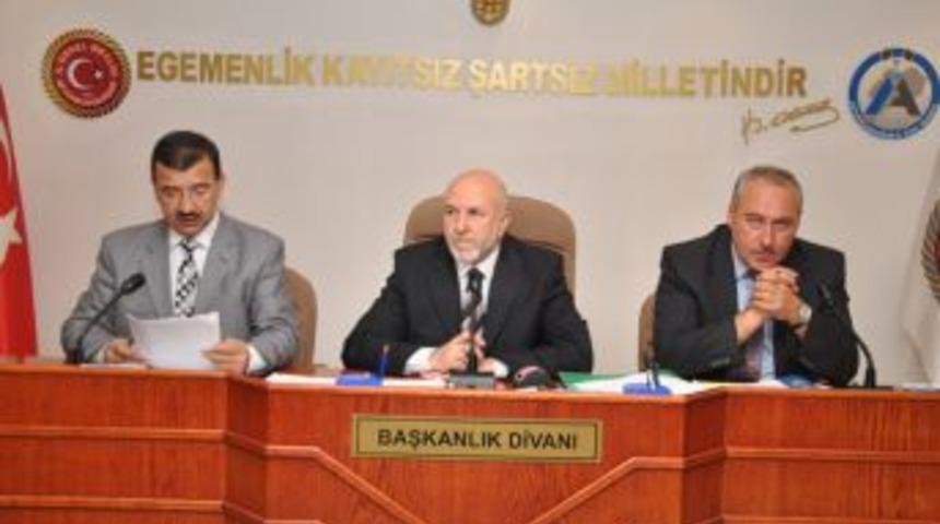 Okullarda bakım ve onarım s&uuml;r&uuml;yor