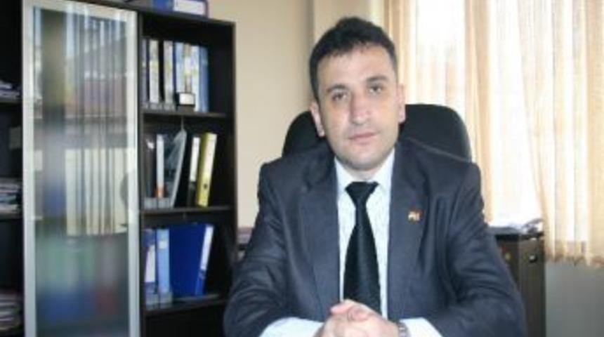 G&uuml;ner, "candan Gerekli Hamleleri Yapamadı"