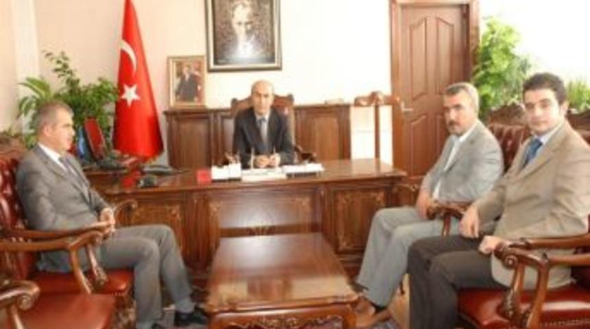 Park Hospital Hastanesi Y&ouml;netiminden Vali Demirtaş'a Ziyaret