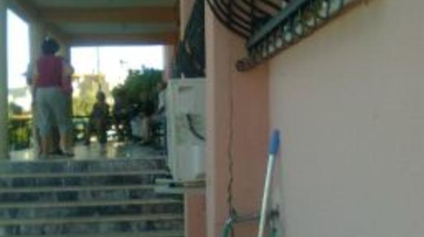 Akb&uuml;k Sağlık Ocağı'nın G&ouml;r&uuml;nt&uuml;s&uuml; Halkı Tedirgin Ediyor