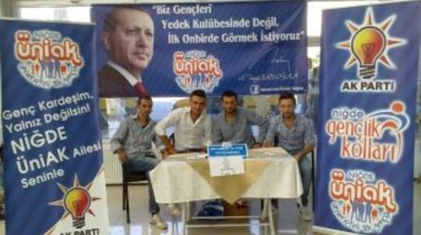 Ak Partili Gen&ccedil;lerin Kayıt D&ouml;nemi Kampanyası