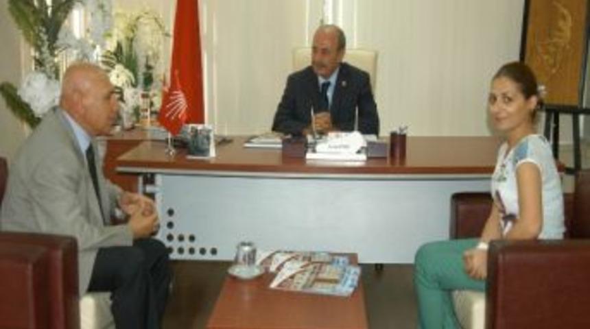 Emniyet M&uuml;d&uuml;r&uuml; Cuma Ali Aydın Chp İl Başkanı Sadık Atila&rsquo;yı Makamında Ziyaret Etti