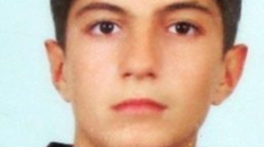 Motor Kazasında Hayatını Kaybeden Gen&ccedil; Toprağa Verildi